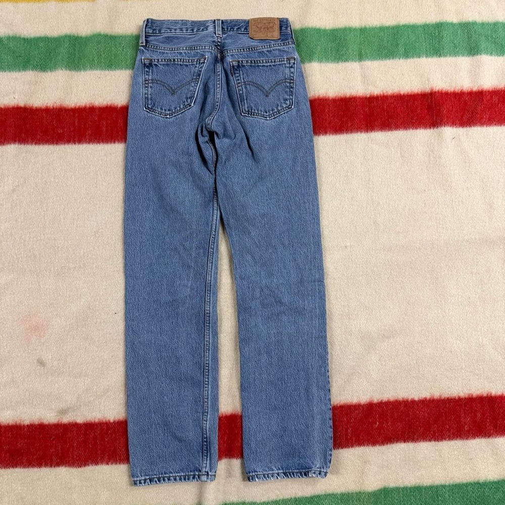 Vintage Levis 501 Blue Denim Button Fly Jeans 90s Mens 28x32 Fits 26x30.5